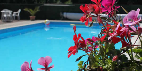 The outdoor swimming pool at Notter Mill Country Park